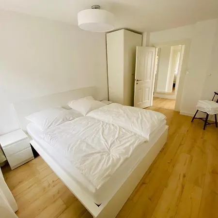 Apartment Cute - Center - Large Kitchen, Bath, South Facing Balcony - Free Parking And Wifi Detmold