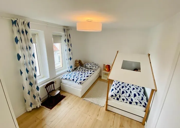 Apartmán Cute - Center - Large Kitchen, Bath, South Facing Balcony - Free Parking And Wifi *