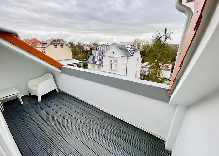 Cute - Center - Large Kitchen, Bath, South Facing Balcony - Free Parking And Wifi * Detmold